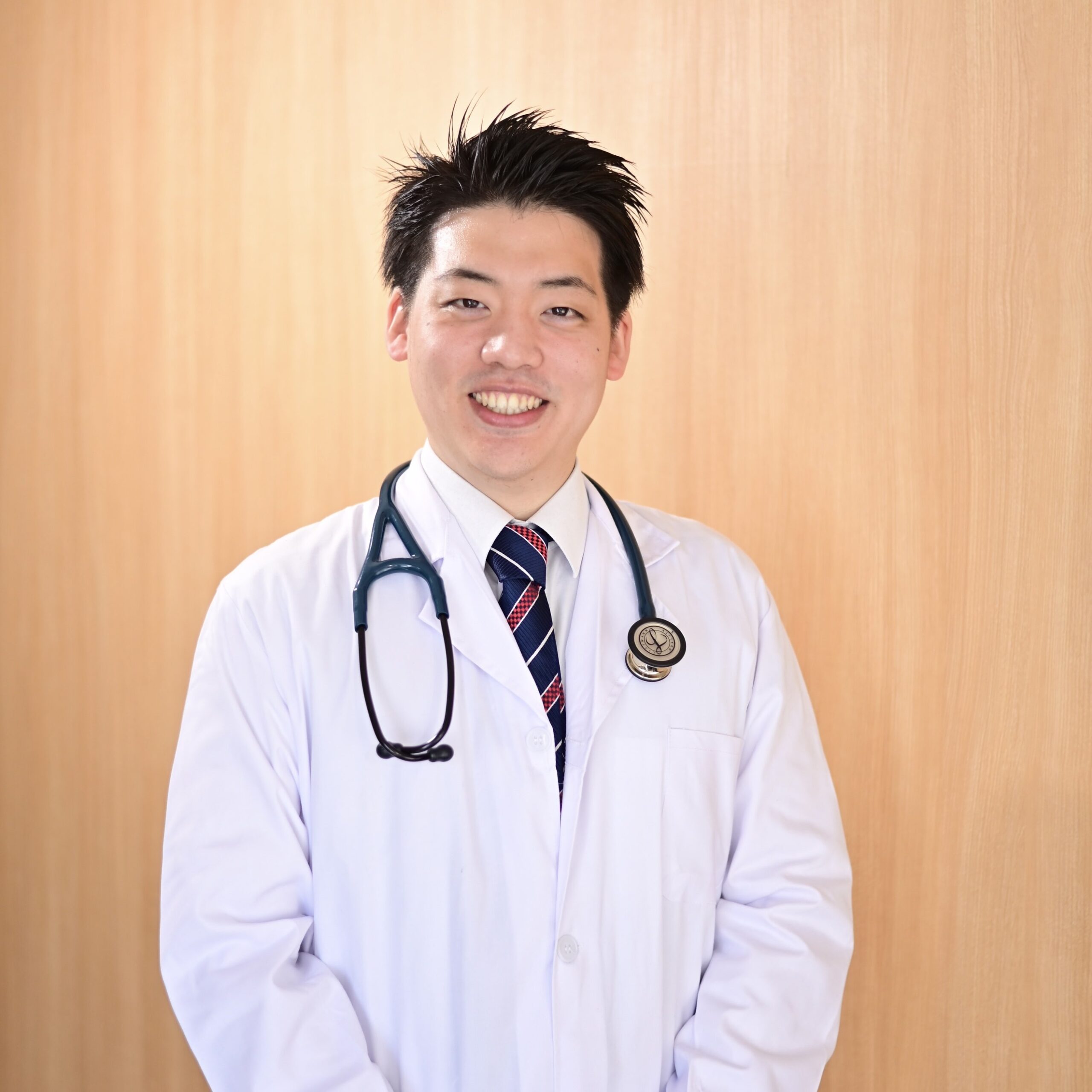 岩見 謙太朗 先生